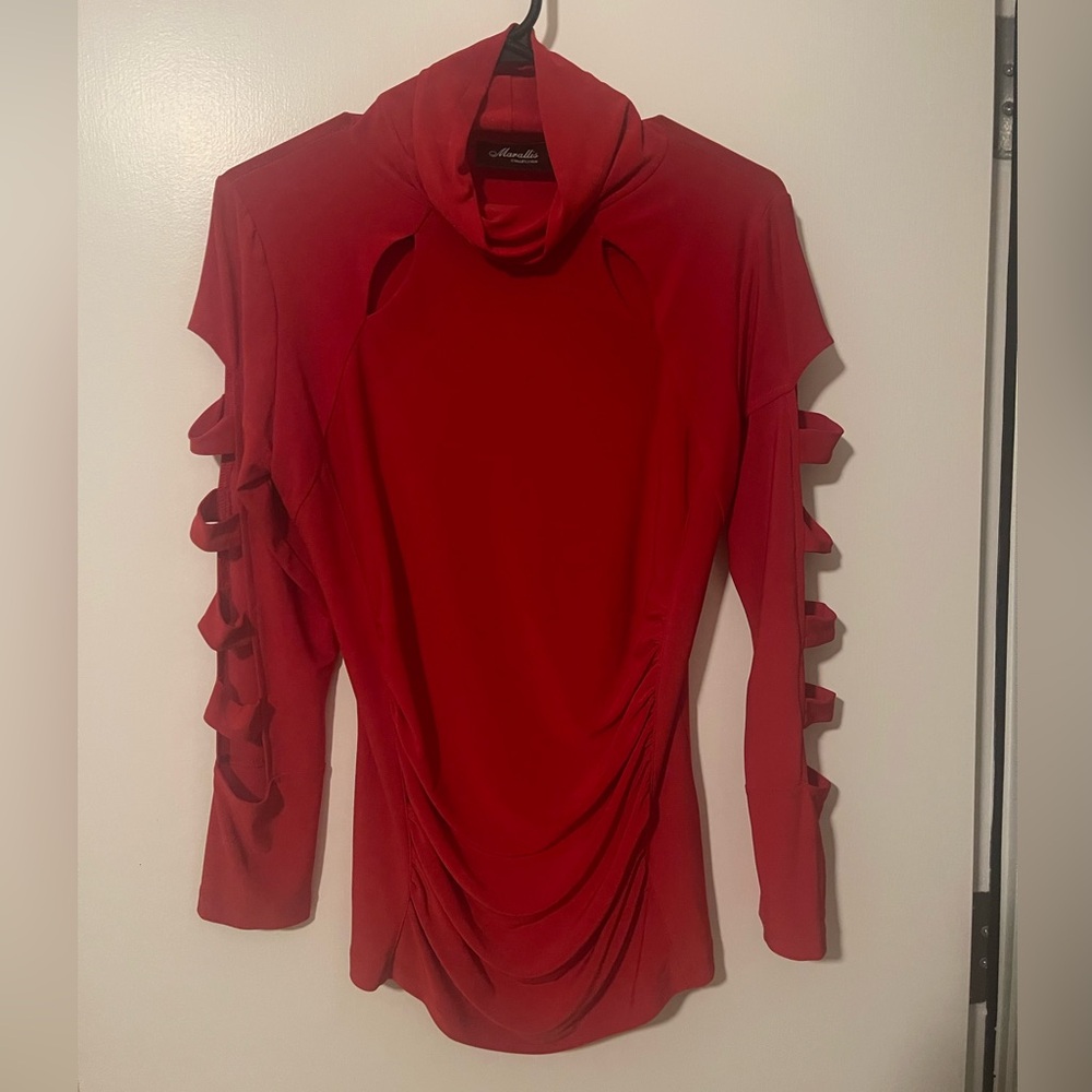 Marallis Ladder Sleeve Top